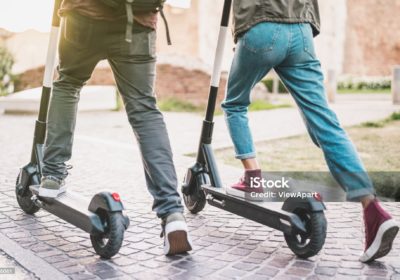 Trottinettes électriques : attention à la sécurité de nos enfants